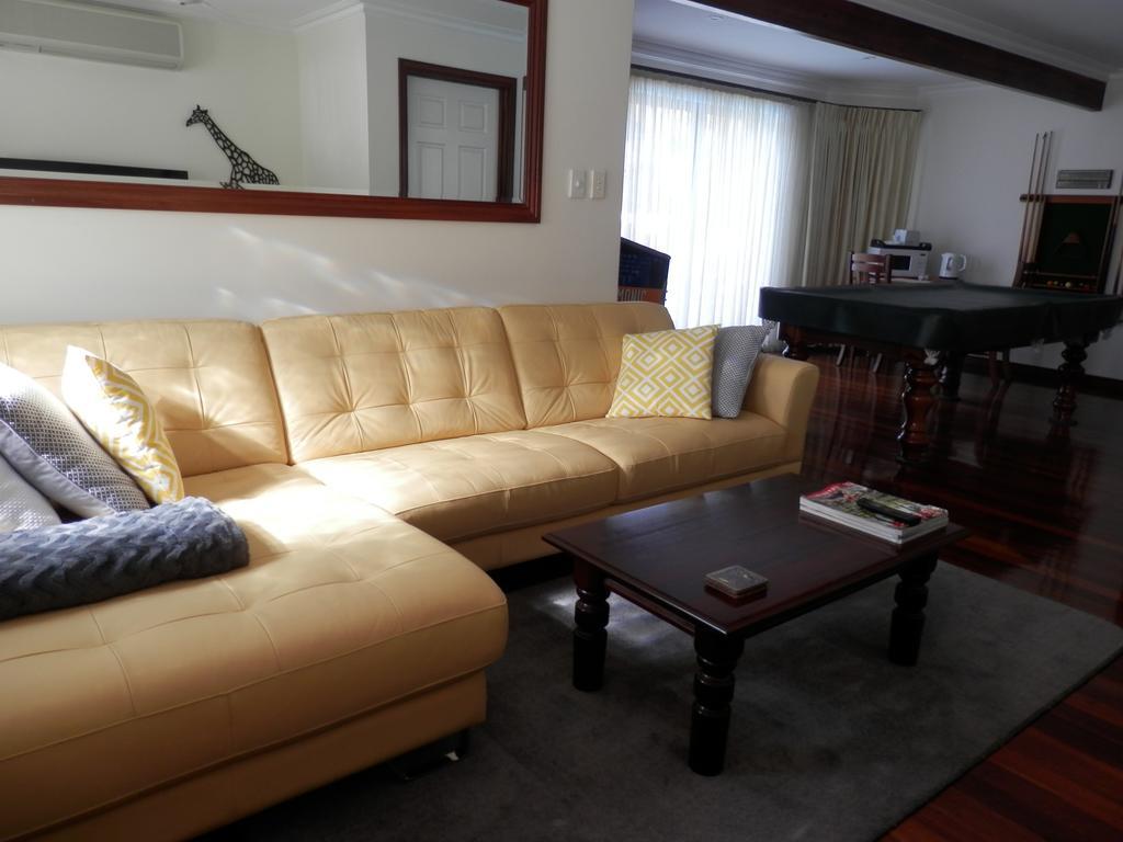 เดอะ ไฮด์อะเวย์ บีแอนด์บี รีทรีต Bed & Breakfast Armadale ภายนอก รูปภาพ